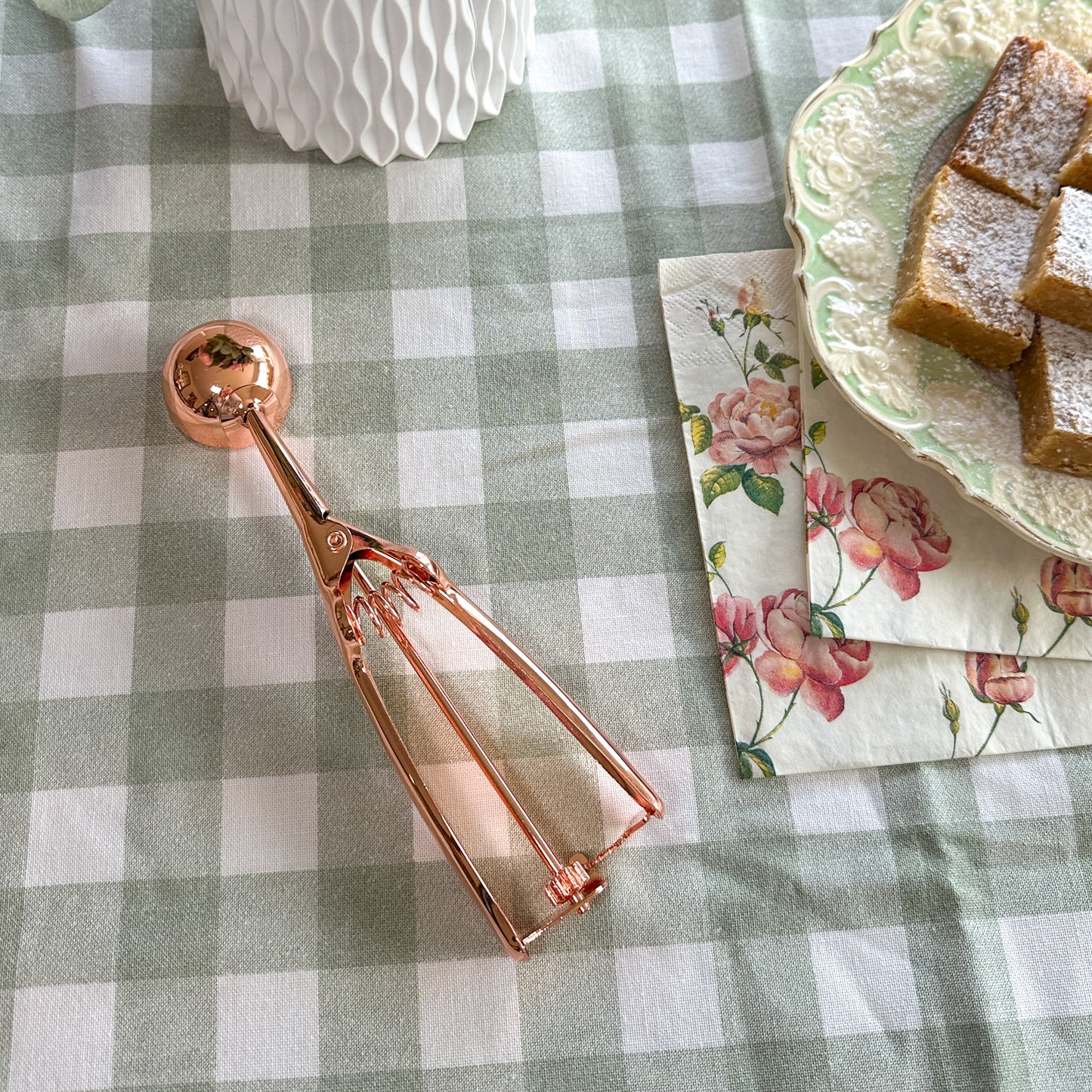 Single Small Rose Gold Cookie Scoop